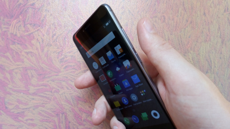 JD.com: Обзор смартфона Meizu M3s, первый mini говорящий по-русски