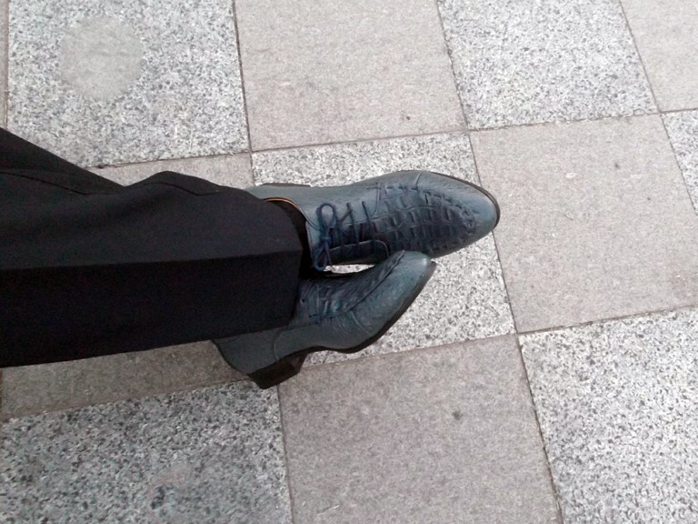 Banggood: Мужские туфли-оксфорды из натуральной кожи под костюм для официальных случаев.