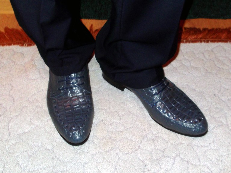 Banggood: Мужские туфли-оксфорды из натуральной кожи под костюм для официальных случаев.