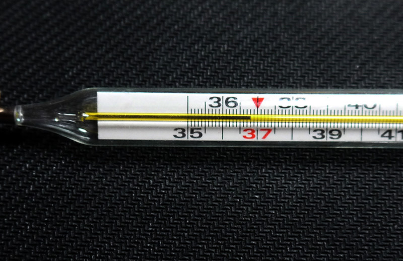 Banggood: Инфракрасный термометр (пирометр) FI01
