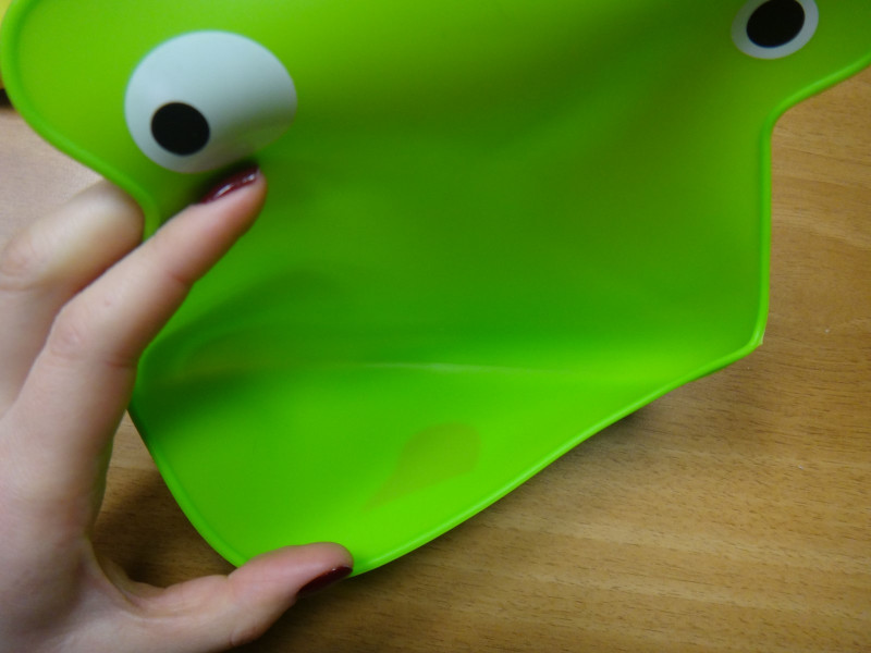 GearBest: Детский силиконовый нагрудник- слюнявчик для первого прикорма