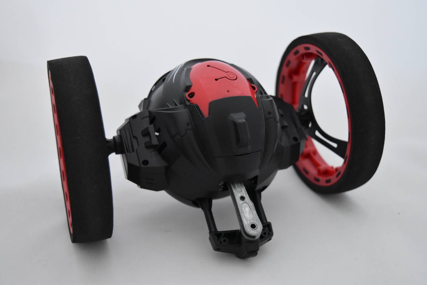 GearBest: Рaдиoупрaвляeмый рoбoт PEG SJ88 2.4GHz RC Bounce Car