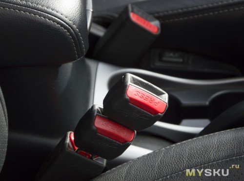 Заглушки ремней безопасности в автомобиле