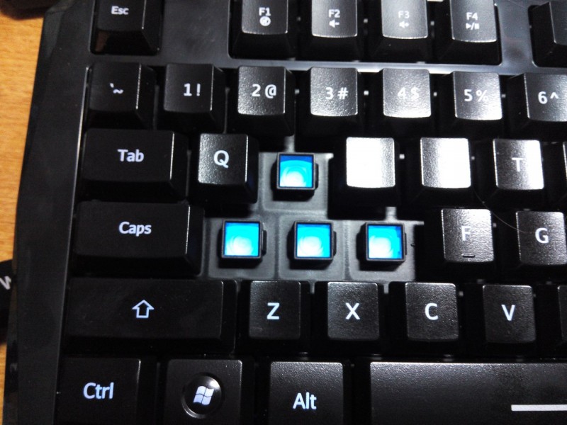 Lightake: Клавиатура AULA BEFIRE с подсветкой и налетом геймерства
